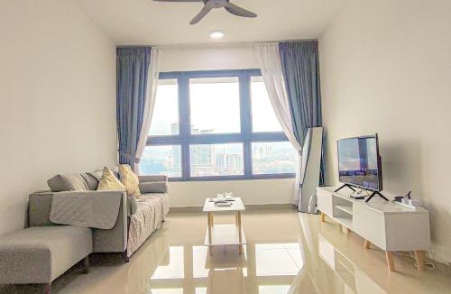 Taman Pertama Apartment | Night Sky KL View at M-Vertica by HCK