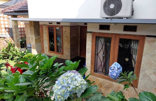 Ciloto Villa | Nikmati sentuhan pesona Bali moderen