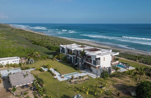 Brisas de Zicatela Villa | Niku House: Beachfront Luxury Villa for 12 with Chef, Staff & Ocean Views