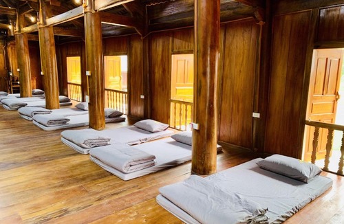 Nho Quan House | Ninh Binh Golden Camellia Park