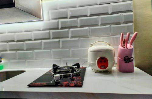 Surabaya Apartment | Nita's Sweet Apartment Gunawangsa Manyar 2BR - close to Unair Galaxy Mall