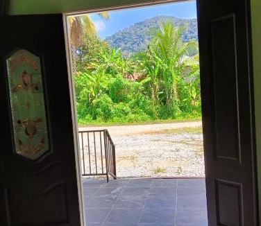 Sik District House | Nok D'Jelutong Homestay Sik Kedah