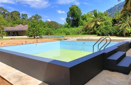 Sik District House | Nok D'Jelutong Homestay Sik Kedah