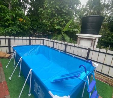 Kampung Sungai Raga Ski Chalet | Noor Muhammad Roomstay