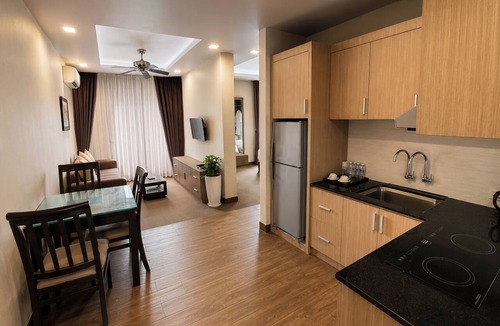 Chamkar Mon Hotel | Norodom Clover Hotel