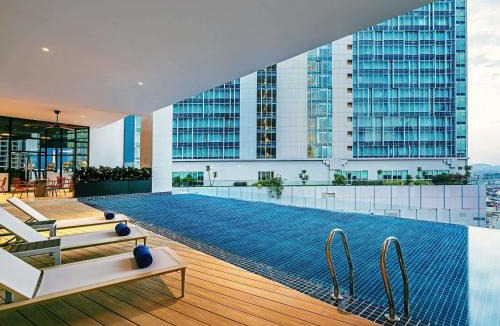 Taman Century Hotel | Novotel Johor Bahru City Centre