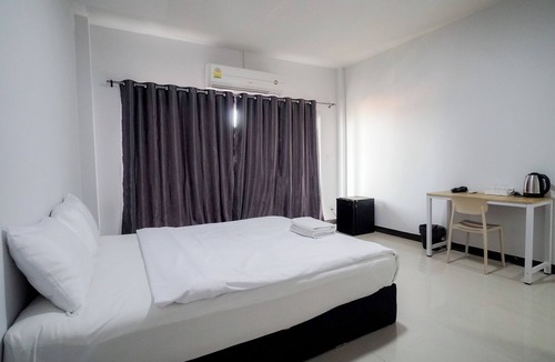 Chang Phueak Hotel | NP Place Santitham