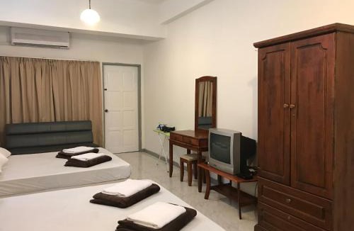 Downtown Kota Kinabalu Apartment | Nusantara Mattwaddien M.S