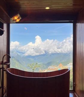 Tam Duong Hotel | O Quy Ho Bungalow