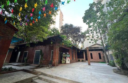 Hue City Centre House | Oasis Station