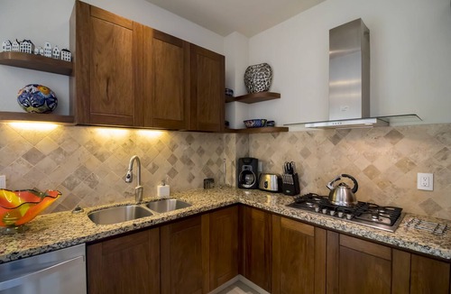 Amapas Condo | Ocean View condo in romantic zone muertos beach fifth floor