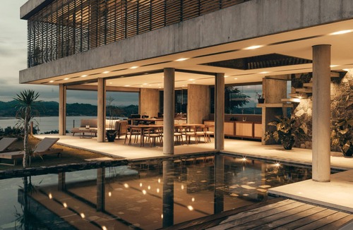 Kuta Villa | Ocean view luxury villa with 360 view