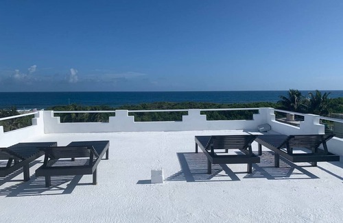 Colonia Salina Chica Apartment | Ocean View Penthouse | 1600sqft Luxury Panoramic | Golf Cart Assistance + Breakfast
