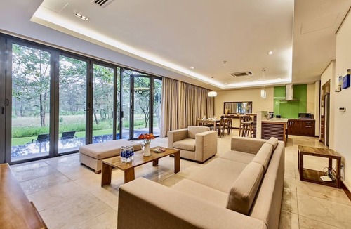 Ngu Hanh Son Villa | Ocean Villa Danang Beach