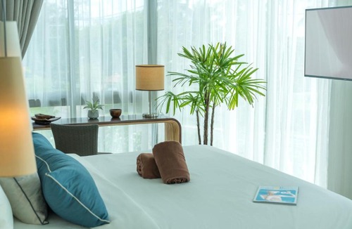 Bang Tao Apartment | Oceanstone by RESAVA