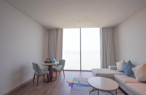 Ha Long Condo | OceanView Hạ Long Large Balcony TwinBed