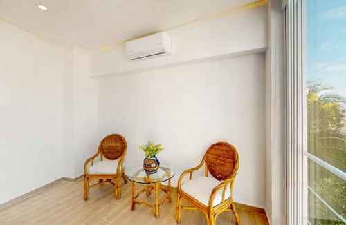 Amapas Apartment | Oceanview Luxury Penthouse | Pool + Walk to Beach
