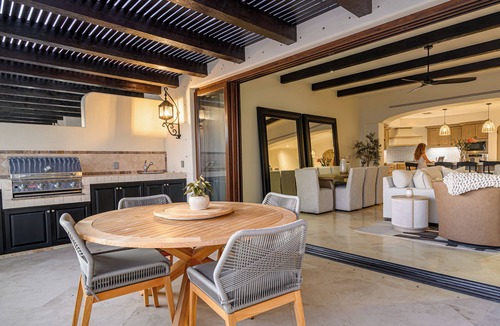 San Jose del Cabo Condo | Oceanview Penthouse Beachclub and Yacht Membership