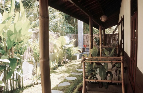 Selong Belanak House | OLA OLA ROOMS next to BEACH