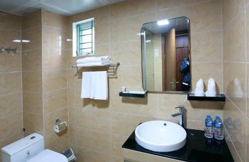 Cam Pha Hotel | Olala Hotel