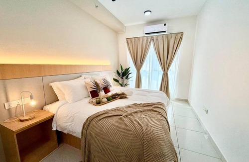 Taman Jubilee Apartment | OliveSky Suites l ICC Ipoh Parade l by Grab A Stay l 1-7pax