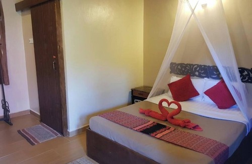 Pulau Perhentian Kecil Hotel | Ombak Dive Resort