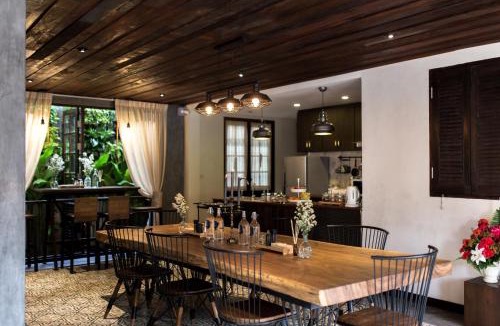 Old City Hotel | ONCE (upon a time) Chiang Mai Home