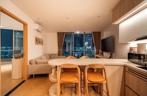 Hai Chau Apartment | One-bedroom apartment with river and city views, located in the heart of city