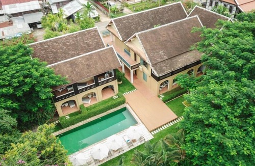 Luang Prabang Villa | One Bedroom Deluxe Garden View Villa (C)