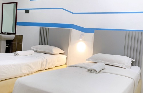 Kampung Kuchai Hotel | One Stop Hotel