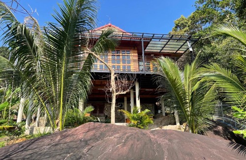 Ham Ninh Villa | Ong Vinh House - Living Among Nature !