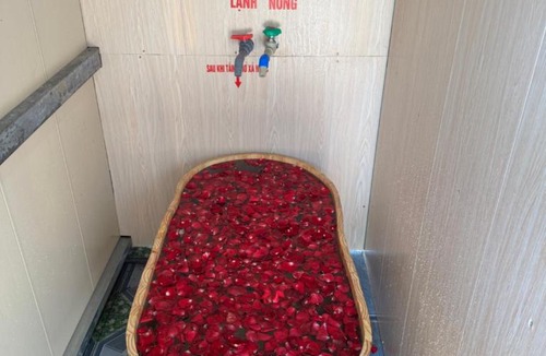Muong La Hotel | Onsen Bản Lướt - Ngọc Chiến Hot spring