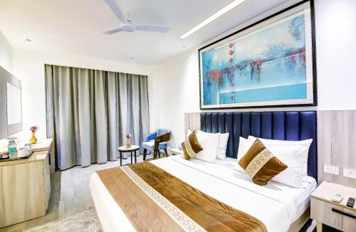 Aerocity Hotel | OPO Premium - Free Pickup delhi Airport