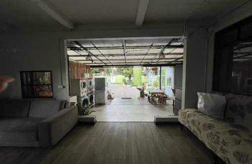 Nana Hostel | Orchid Hostel
