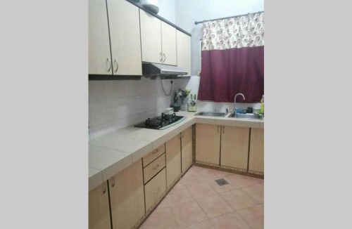 Puchong House | Orked Aeridina Homestay Puchong