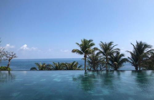 Con Son Hotel | Orson Hotel & Resort Private Beach Con Dao - Snorkeling Turtle Release Tour