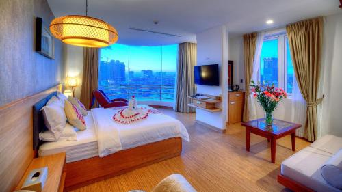 Prampir Makara Hotel | Orussey One Hotel & Apartment