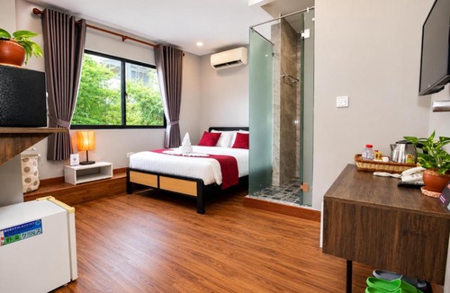 Daun Penh Hotel | Ostro Hotel