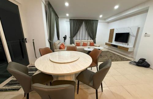 Santubong Apartment | OT7 Eleven Santubong Suites