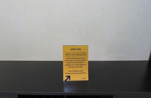 Rogojampi Hotel | OYO 2371 Islami Family Residence