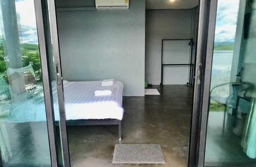 Plai Phraya Hotel | OYO 75530 By the dam cafe and farmstay