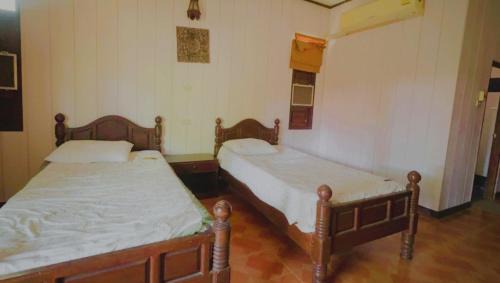 Sukhothai Hotel | OYO 75597 The Tewsone Resort