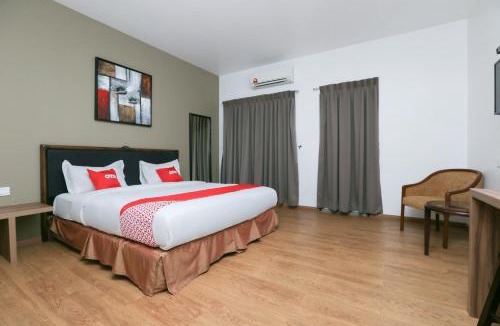 Kukup Hotel | OYO 89915 East Mount Hotel
