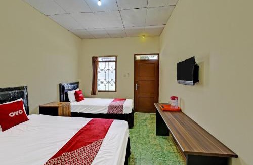 Majenang Hotel | OYO 90443 Hotel New Kartika In