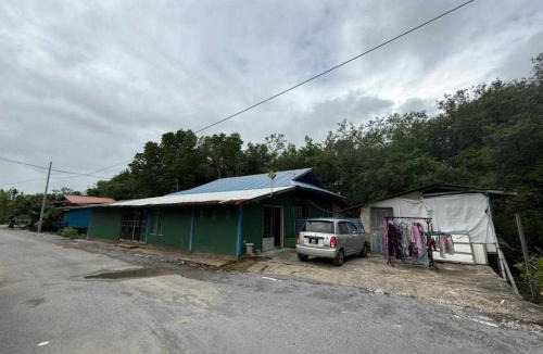 Santubong Hotel | OYO 91270 Sabsa Homestay