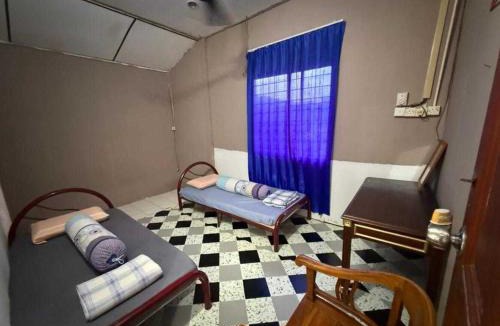 Santubong Hotel | OYO 91270 Sabsa Homestay