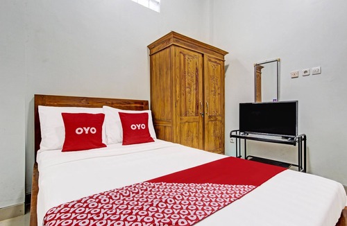Temon Hotel | OYO 92071 Yusman Homestay Syariah