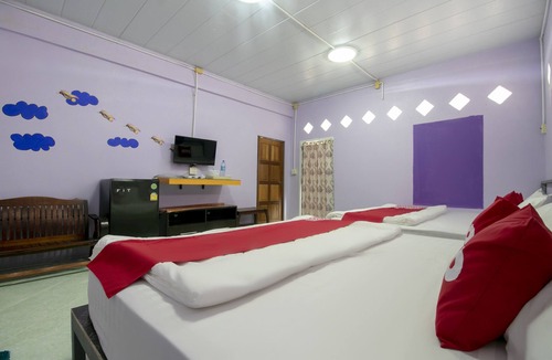 Sattahip Hotel | OYO 931 Sor Chareanpanit
