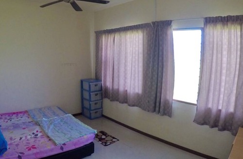 Tambunan Hotel | OYO Home 90371 Home Valley Homestay Tambunan