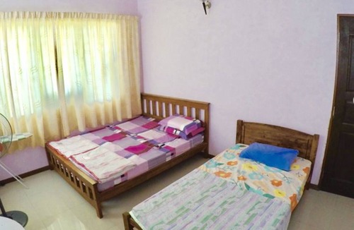 Tambunan Hotel | OYO Home 90371 Home Valley Homestay Tambunan
